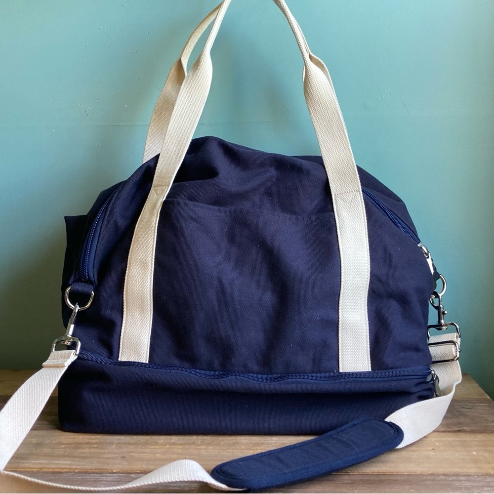 Lo & Sons Catalina Deluxe Large Weekender Bag